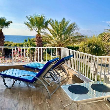 Coral Bay Modern Renovated Apartment By The Sea Pafos Zewnętrze zdjęcie
